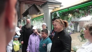 Дети в Суздале Дети в Суздале