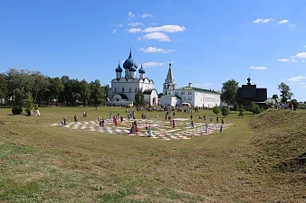 Выходные городов русских
